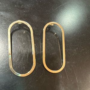 Gorgeous oval hoops